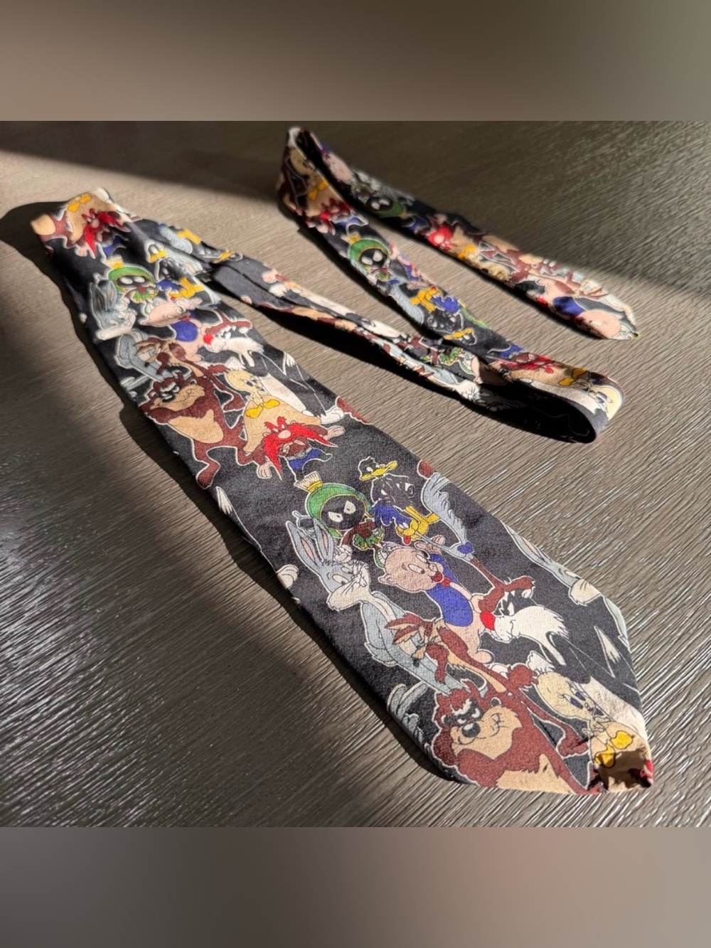 Vintage Looney Toonz Characters Tie Silk